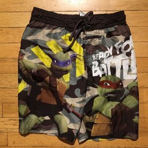 Boys’ Nickelodeon TMNT swim shorts